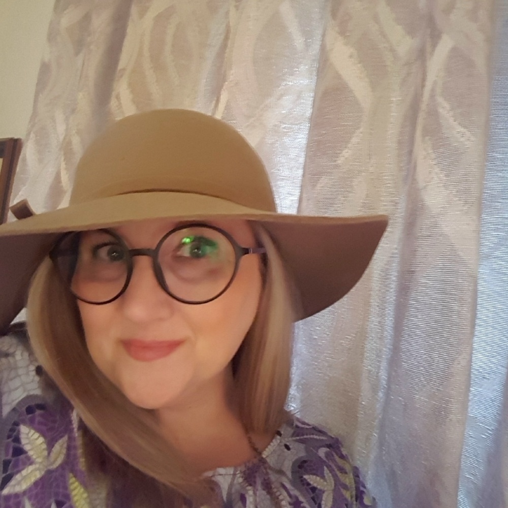 Meet your Posher, Marcella